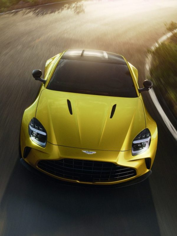 Aston Martin Vantage_05