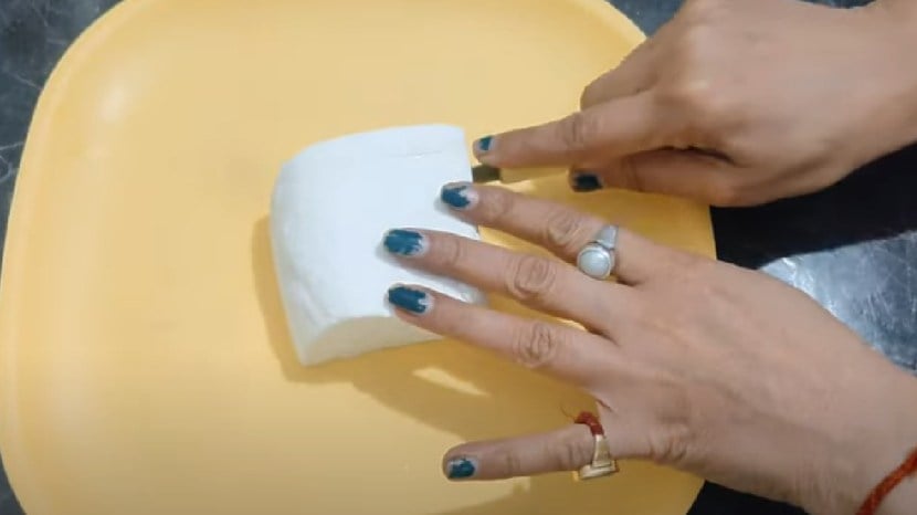 kitchen jugaad video marathi toothpaste on paneer use for skin cleaning