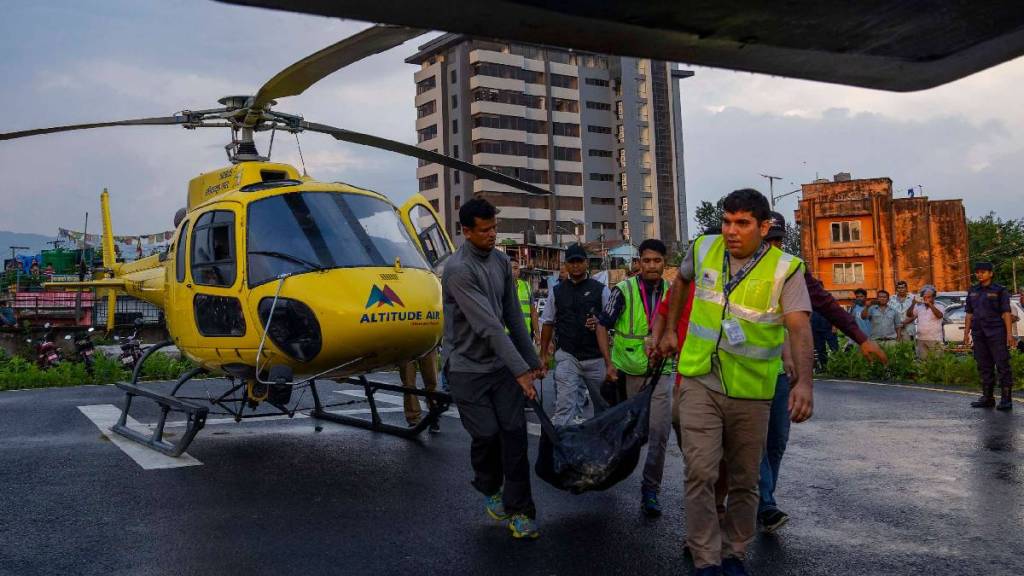 helicopter ambulance service, emergency 108 number, marathi news, latest news helicopter ambulance service, emergency 108 number, marathi news, latest news