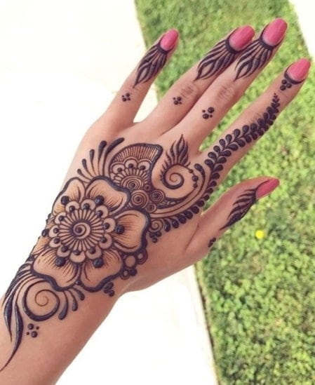 Traditional Mehndi Design