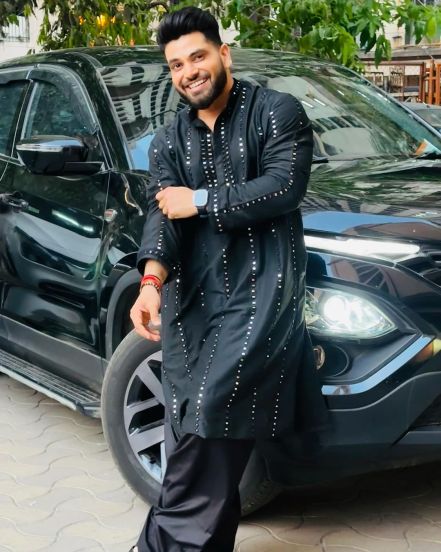 marathi-celebrities-who-were-popular-in-hindi-bigg-boss