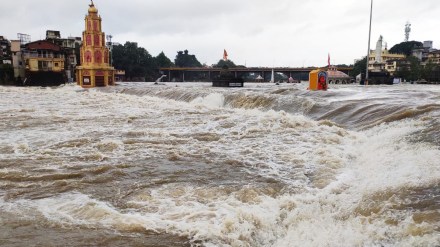 Due to reduced rainfall in Nashik discharge from eight dams was reduced