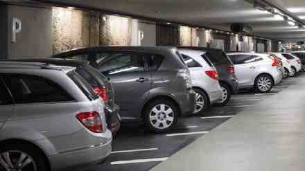 Thane, traffic congestion, illegal parking, new parking lots, municipal administration,