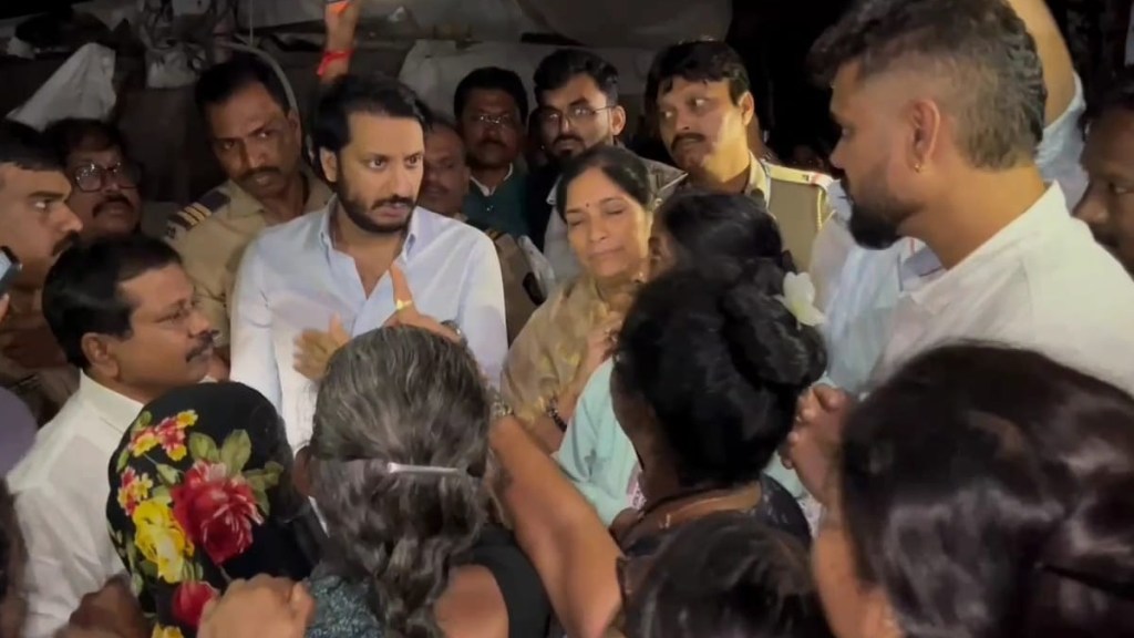 Partha Pawar reviewed the flood situation in Pimpri Chinchwad city