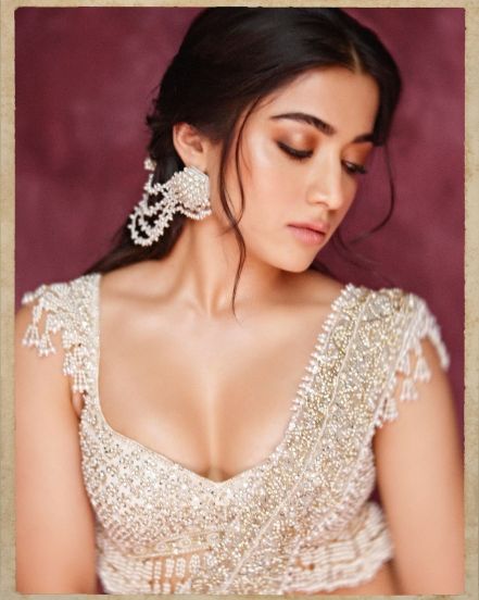 rashmika-mandana-white-lehenga