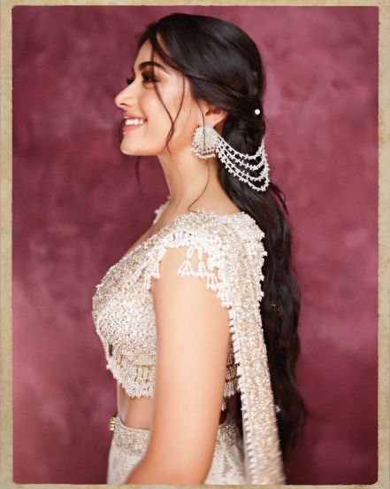 rashmika-mandana-white-lehenga