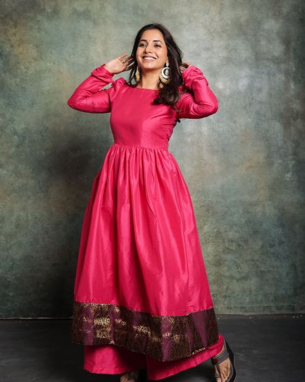 sayali-sanjeev