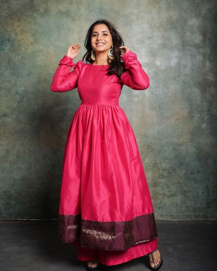 sayali-sanjeev