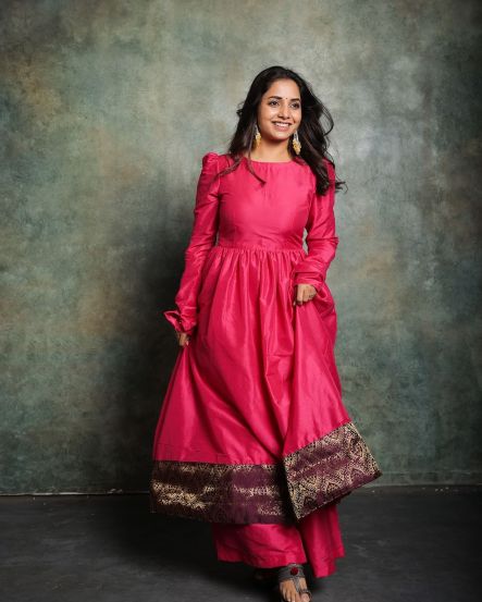 sayali-sanjeev