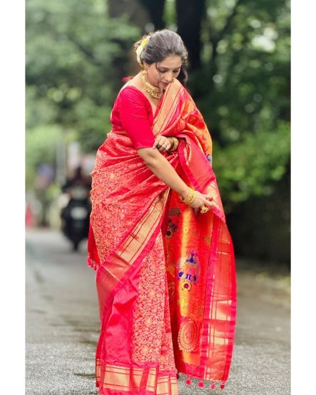 sayali-sanjeev