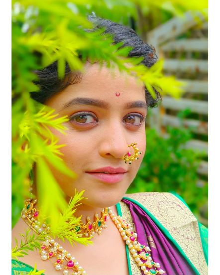 paaru fame sharayu sonawane traditional look viral