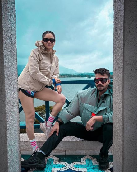 ankita-lokhande-vicky-jain-vaccation