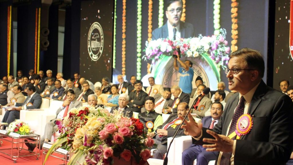 Justice Abhay Oaks critical commentary on mobbing social media criticism and remarks