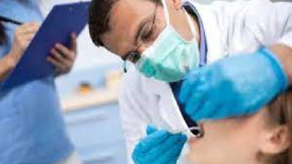 Dentists are challenged to perform cosmetic and hair transplant surgery Mumbai print news