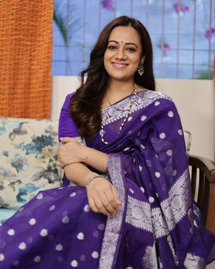 Spruha Joshi Saree Look