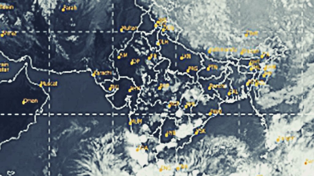 Intensity of low pressure area persists over Bay of Bengal