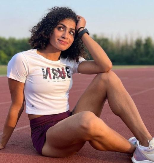 harmilan bains instagram, harmilan bains parents, hamilan bains medals