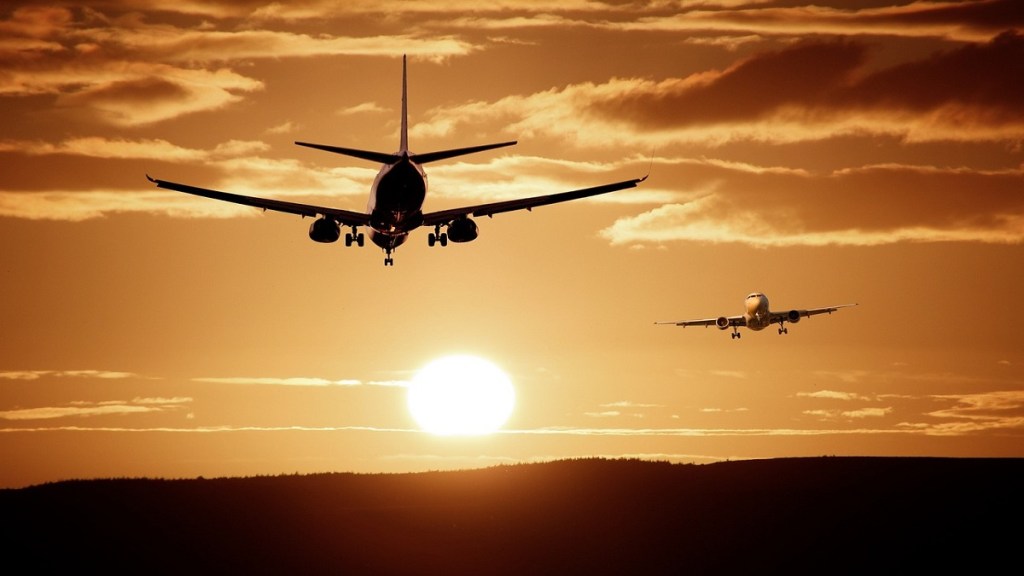 Crime of theft, employee Spice Jet Airlines,
