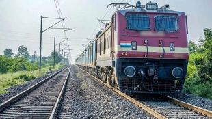 train accident in Lakhimpur Kheri