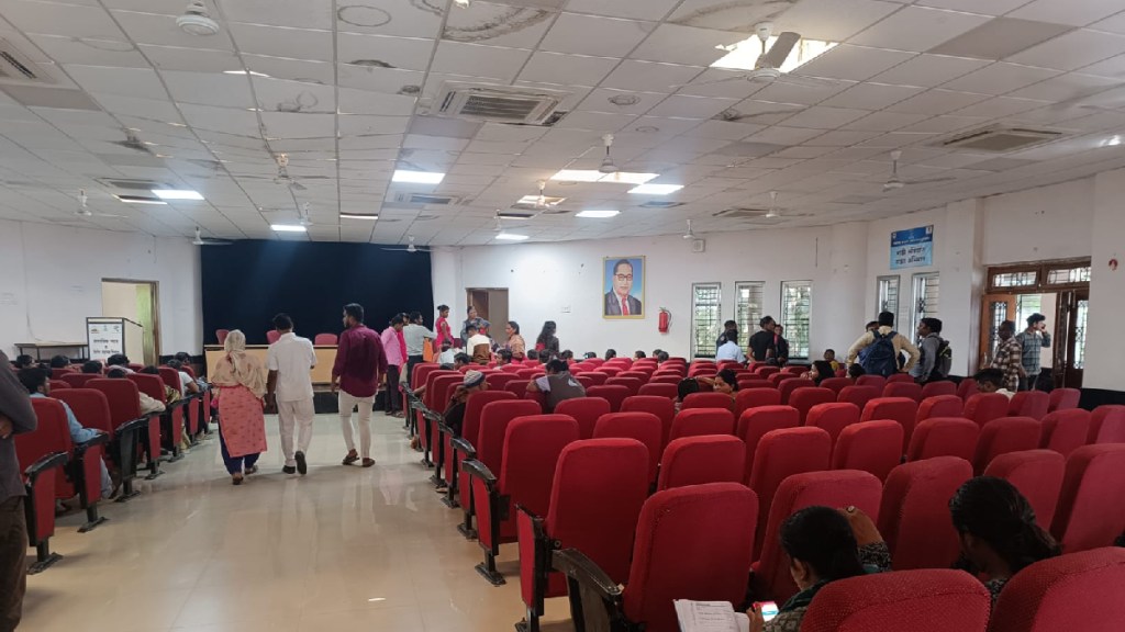 corruption in contract labor recruitment in government Medical College in bhandara news corruption in contract labor recruitment in government Medical College in bhandara news