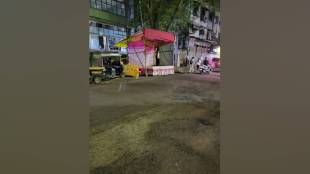 Kalyan Dombivli vendors sell firecrackers on busy roads and footpaths without municipality corporation permission