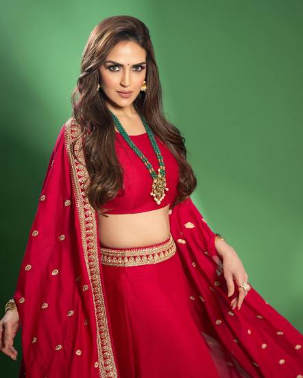 esha deol Navratri photos, esha deol new photos on Instagram, 