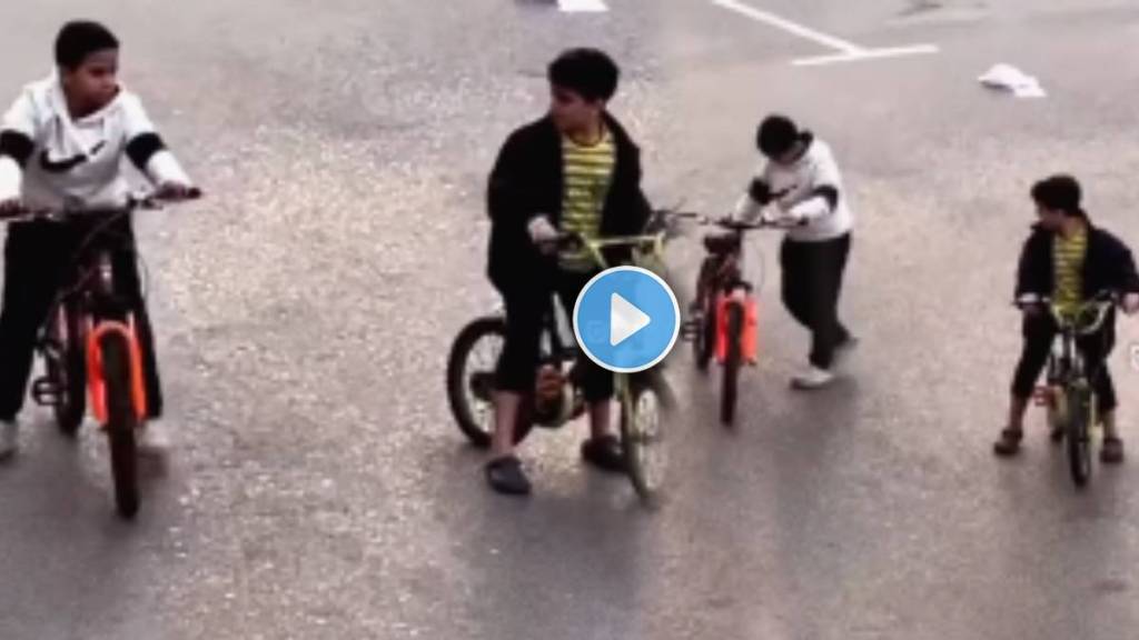 Viral Video Shows Friendship Between Two Friends Viral Video Shows Friendship Between Two Friends