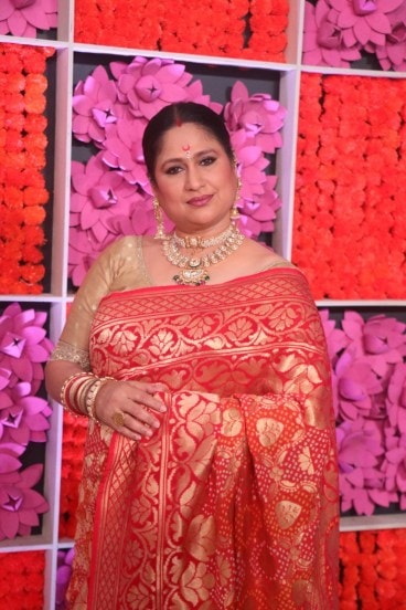 Zee Marathi Award 2024 Red Carpet Look