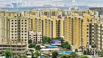 Loksatta vasturang Skyscrapers are preferred in Pune news
