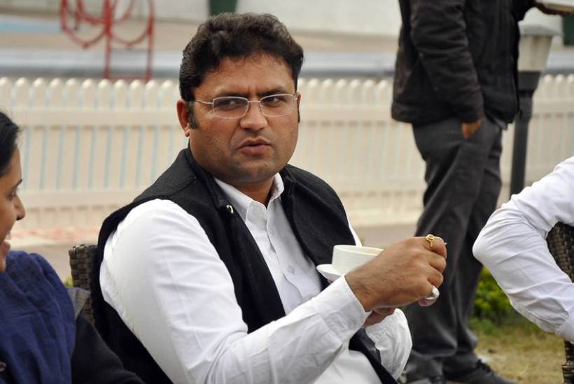 Ashok Tanwar Rejoins Congress