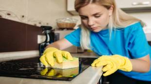 What to use to clean gas stove oil