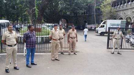 Candidates delayed in applications due to seat allotment scandal between Mahavikas Aghadi and Mahayuti