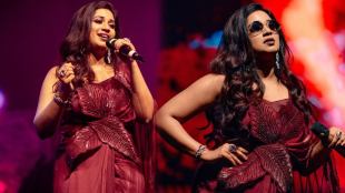 Shreya Ghoshal posts her stunning saree outfit on social media goes viral