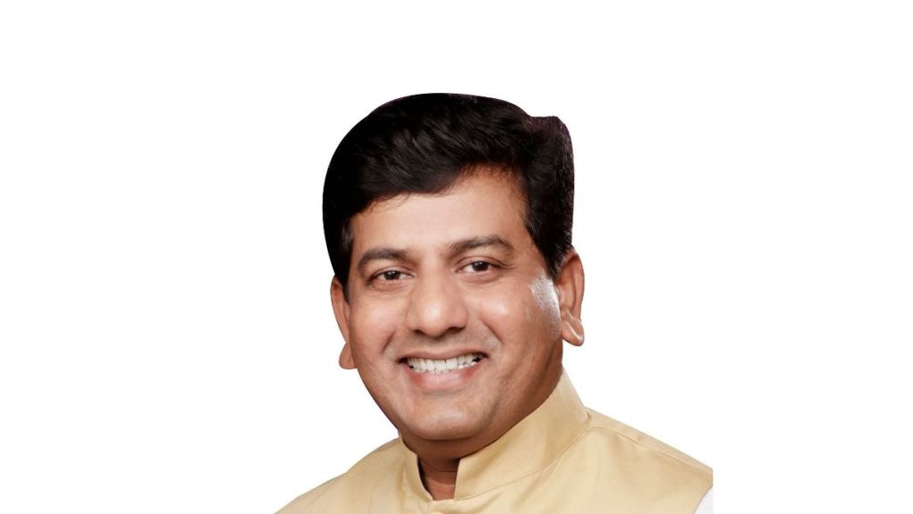 MNS candidate Rajesh Yerunkar from Dahisar questions the reliability of EVMs MNS candidate Rajesh Yerunkar from Dahisar questions the reliability of EVMs