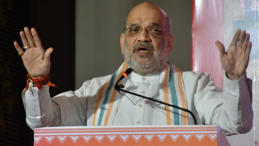 Amit Shah canceled four Nagpur meetings and left for Delhi sparking political speculation