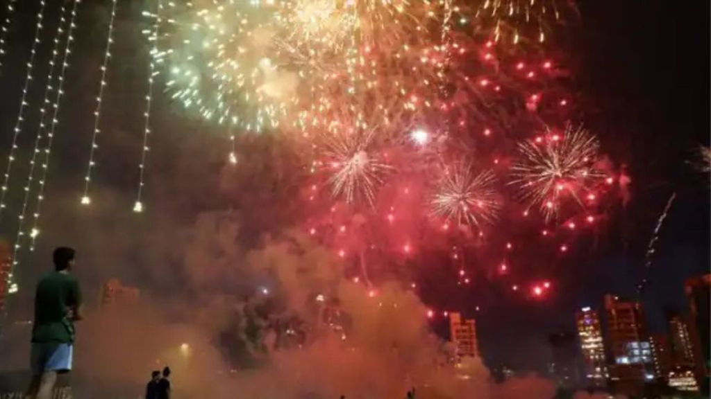 Massive pollution due to firecrackers during Diwali