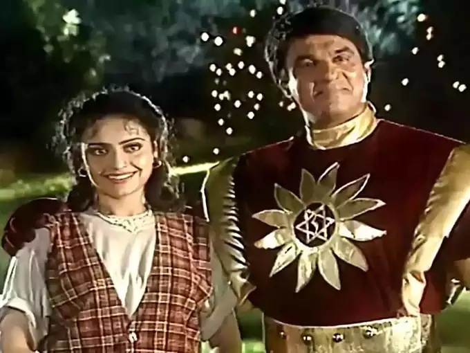 why shaktimaan mukesh khanna is still unmarried : भिनेत्याचे नाव कधीही कोणत्याही मुली
