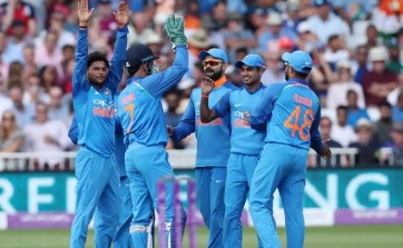 Siddharth Kaul with Team India