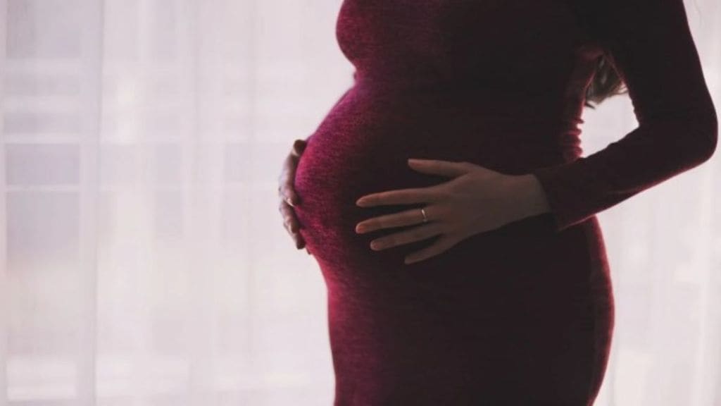 nagpur Pregnancy rates among unmarried women have increased study at a medical hospital has found