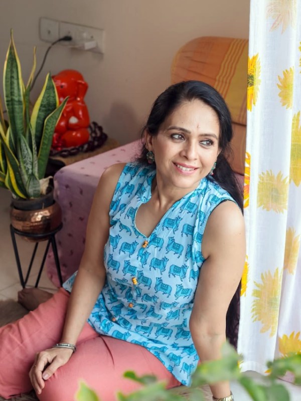 Aishwarya Narkar Blue Printed Shirt