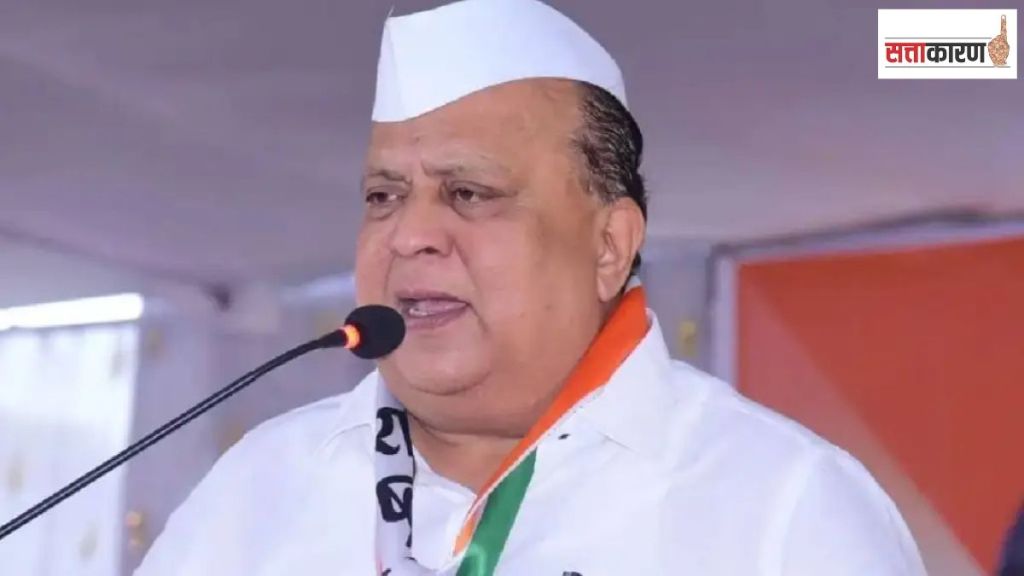 Hassan Mushrif takes charge of the ministerial post for the seventh time Hassan Mushrif takes charge of the ministerial post for the seventh time