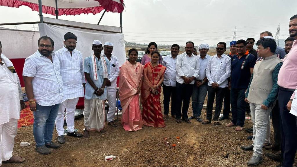 contractor working on ring road has announced on Monday that he has performed Bhumi Pujan contractor working on ring road has announced on Monday that he has performed Bhumi Pujan