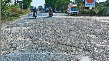DCP tirupati Kakade warned of action over heavy vehicles bad roads causing JNPA accidents