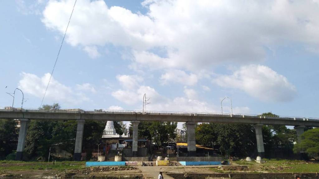 pune Municipal Corporation started thinking of demolishing bridge near famous Omkareshwar temple in central part of city pune Municipal Corporation started thinking of demolishing bridge near famous Omkareshwar temple in central part of city