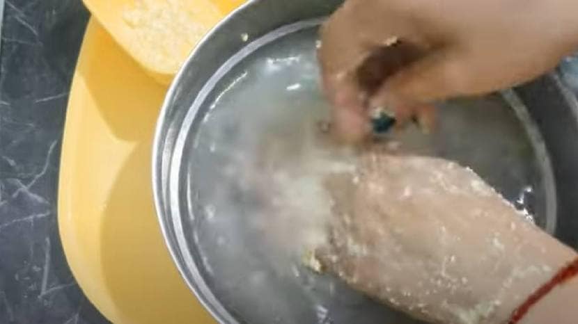 kitchen jugaad marathi toothpaste on paneer use for skin cleaning