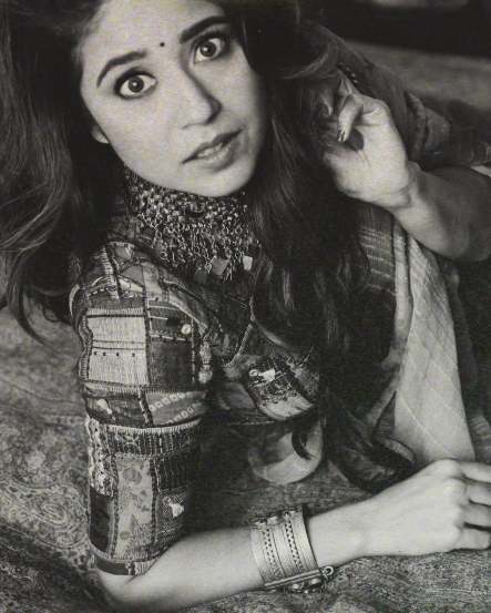 Shweta Tripathi New Photoshoot, Mirzapur actress golu new look