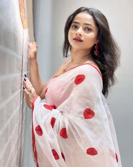 maharashtrachi hasyajatra fame shivali parab revealed her crush
