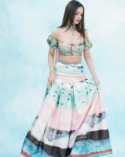 Bollywood rising Star Nitanshi Goel shares some alluring pictures on social media for filmfare ott awards 