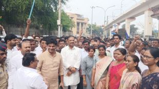 Congress leader Sunil Kedar urges BJP to read book on EVMs
