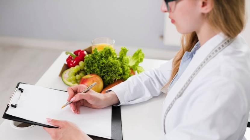 The protein in amla may help control cravings